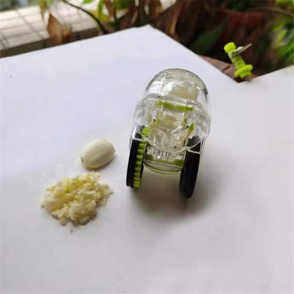 Roller Garlic Chopper Manual Quick Garlic Grinder Mini Garlic Cart Cutter Housewares Chopper Kitchen Accessories Cooking Gadgets